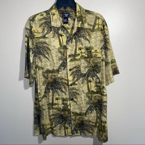 Junction West Men's Palm Tree Print Button Front Short Sleeve Shirt Size medium - Picture 2 of 4